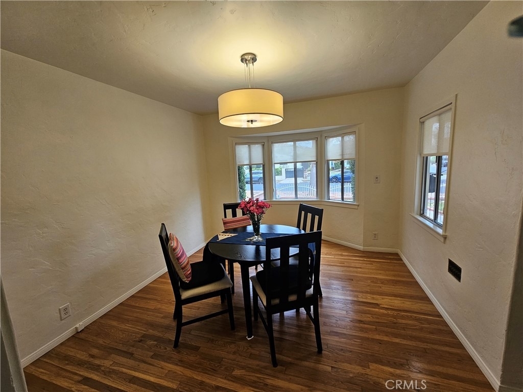 5703 Beck Avenue - Photo 2