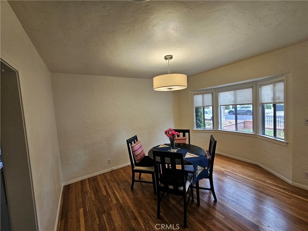 5703 Beck Avenue - Photo 3