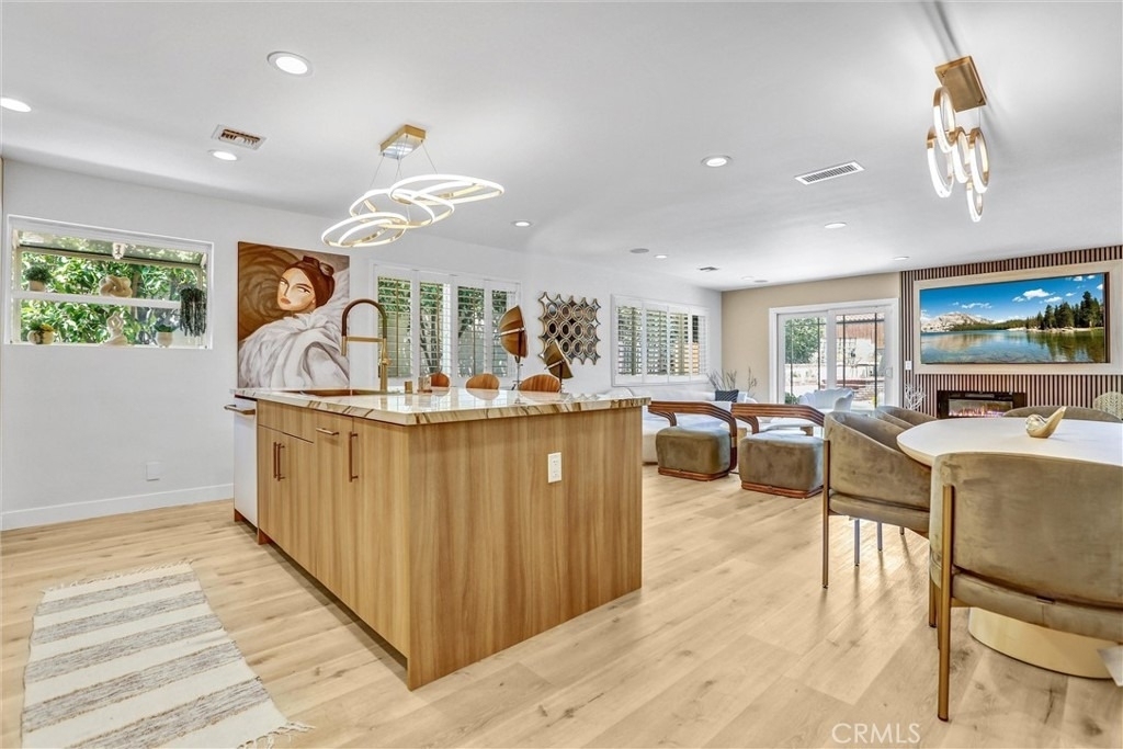 21701 Costanso Street - Photo 2