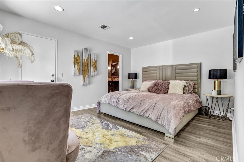 21701 Costanso Street - Photo 15