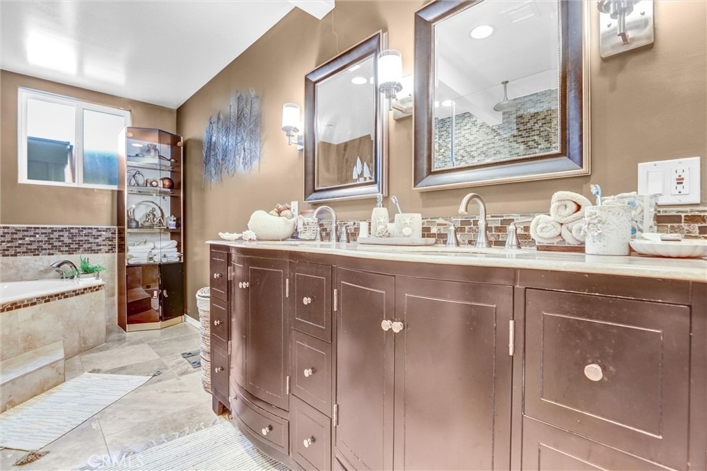 21701 Costanso Street - Photo 17