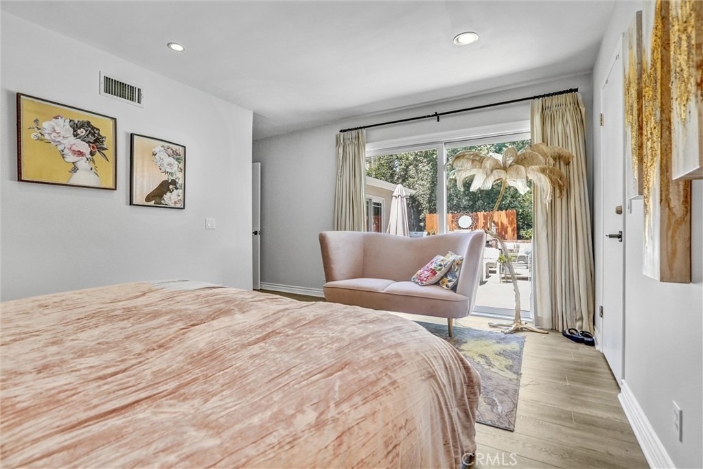 21701 Costanso Street - Photo 16