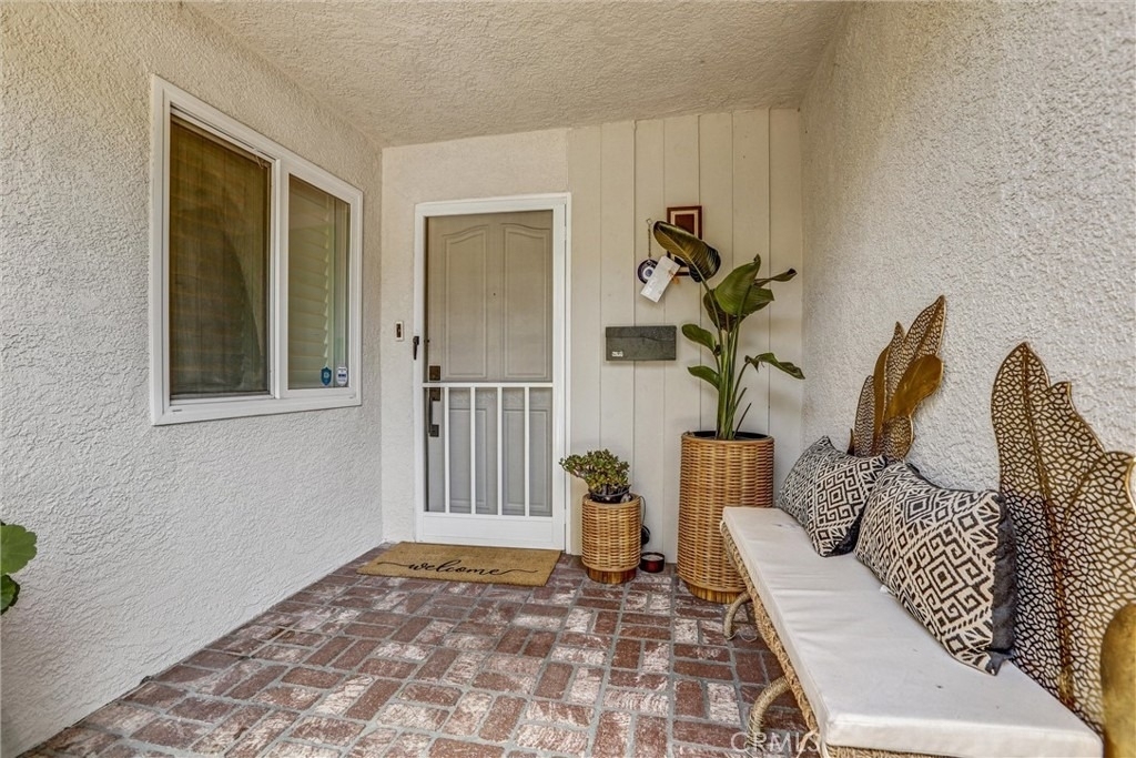 21701 Costanso Street - Photo 8