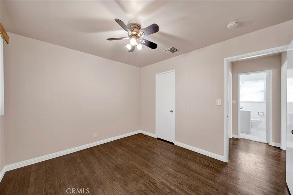 240 N Shamrock - Photo 9