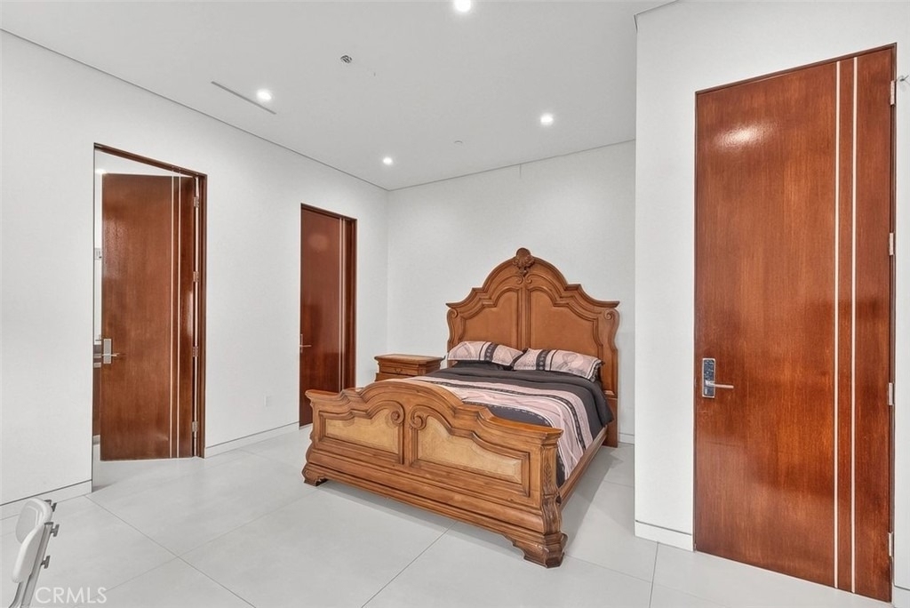 5176 Lindley - Photo 9