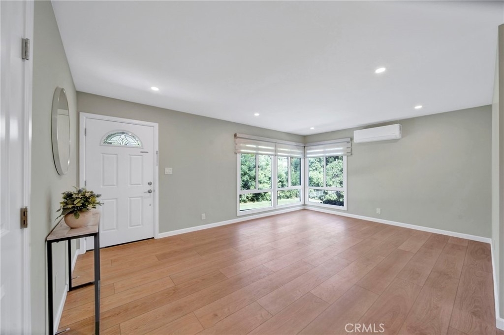 90 W Highland Avenue - Photo 5