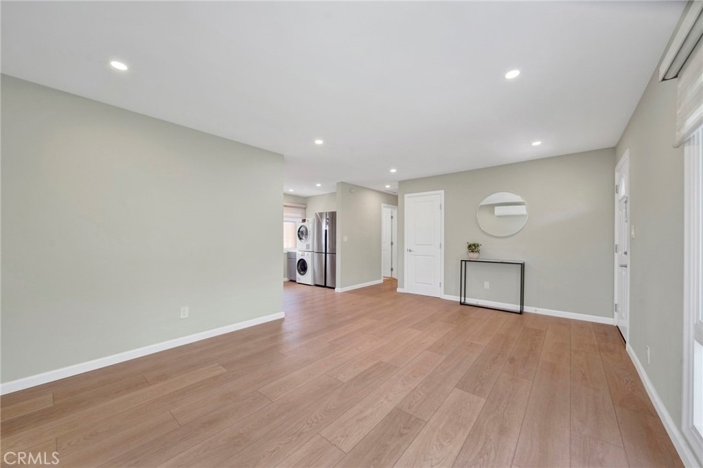 90 W Highland Avenue - Photo 7