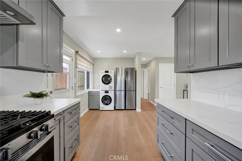 90 W Highland Avenue - Photo 10