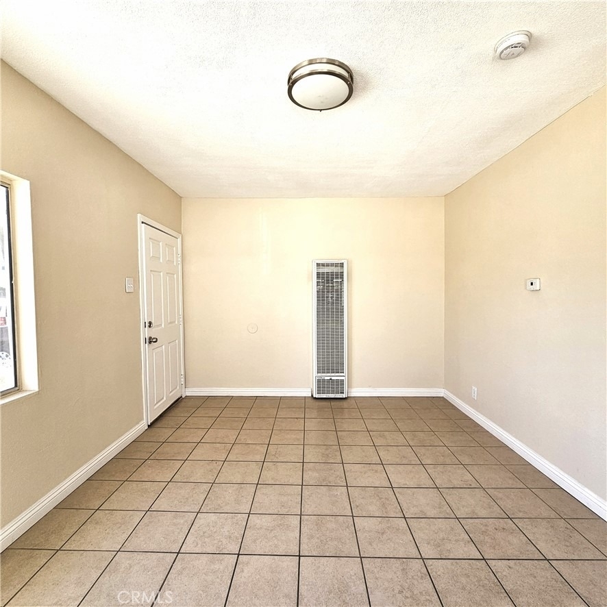 1445 W 82nd - Photo 5