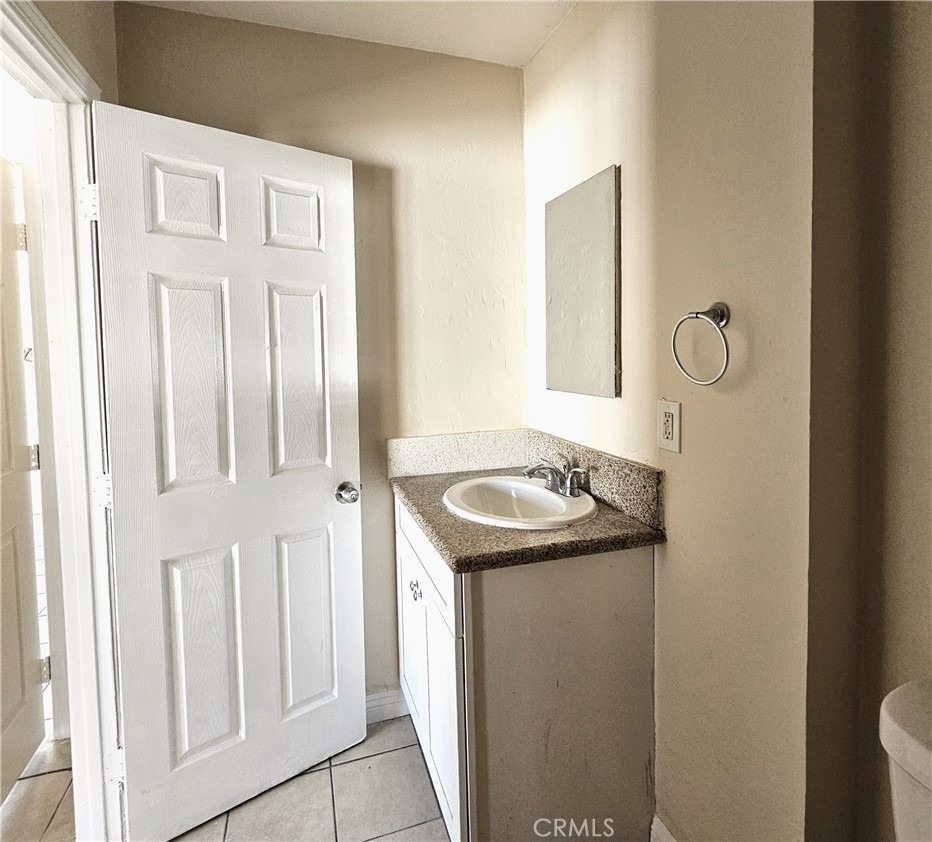 1445 W 82nd - Photo 10