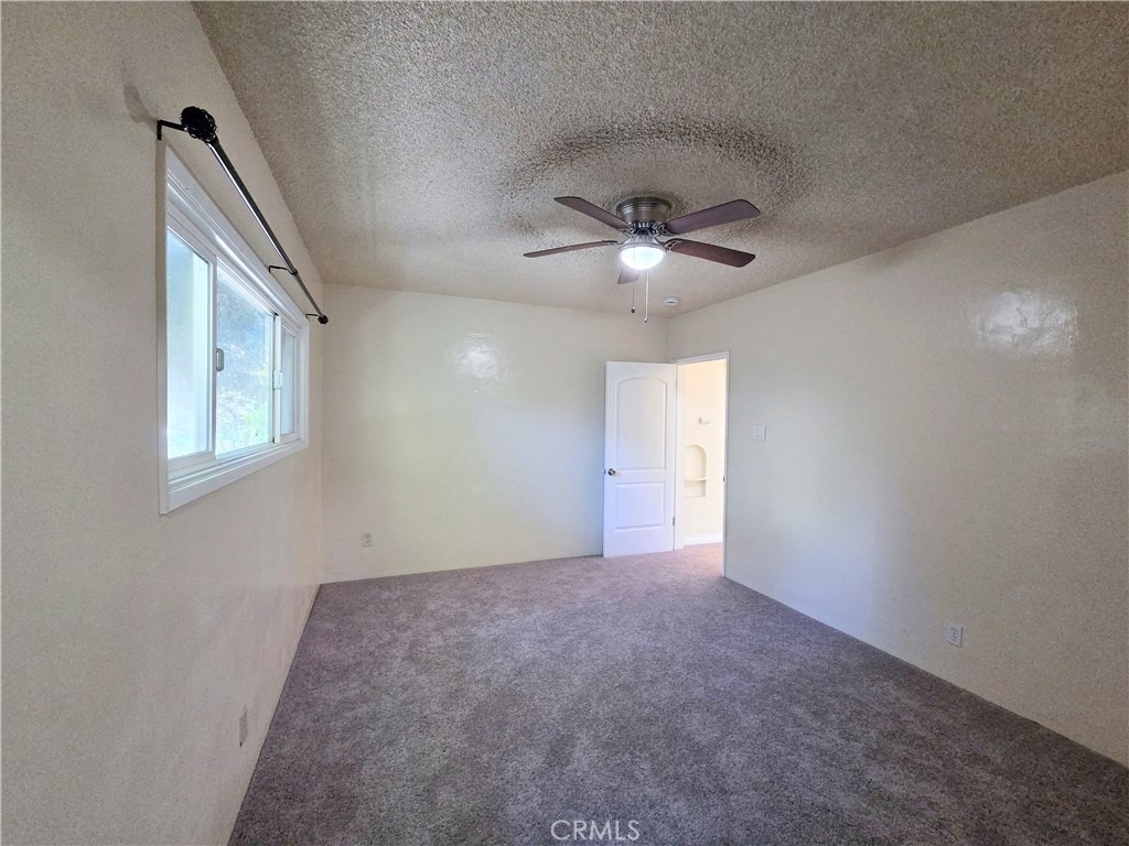 5589 Lemon Avenue - Photo 19