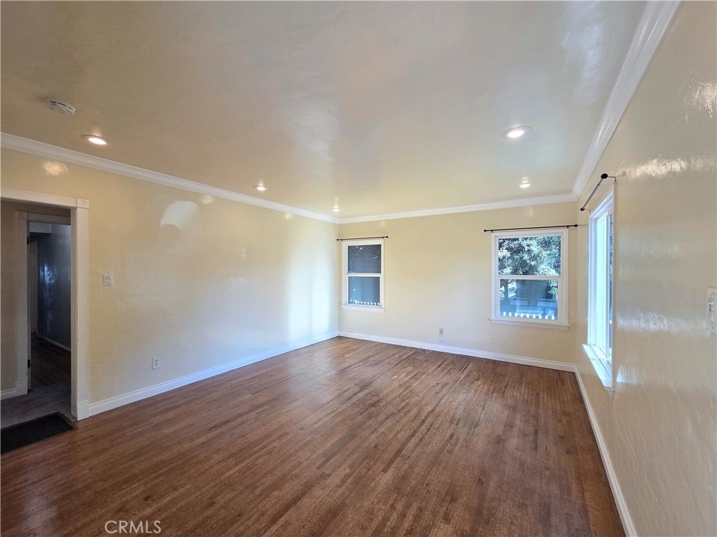 5589 Lemon Avenue - Photo 3