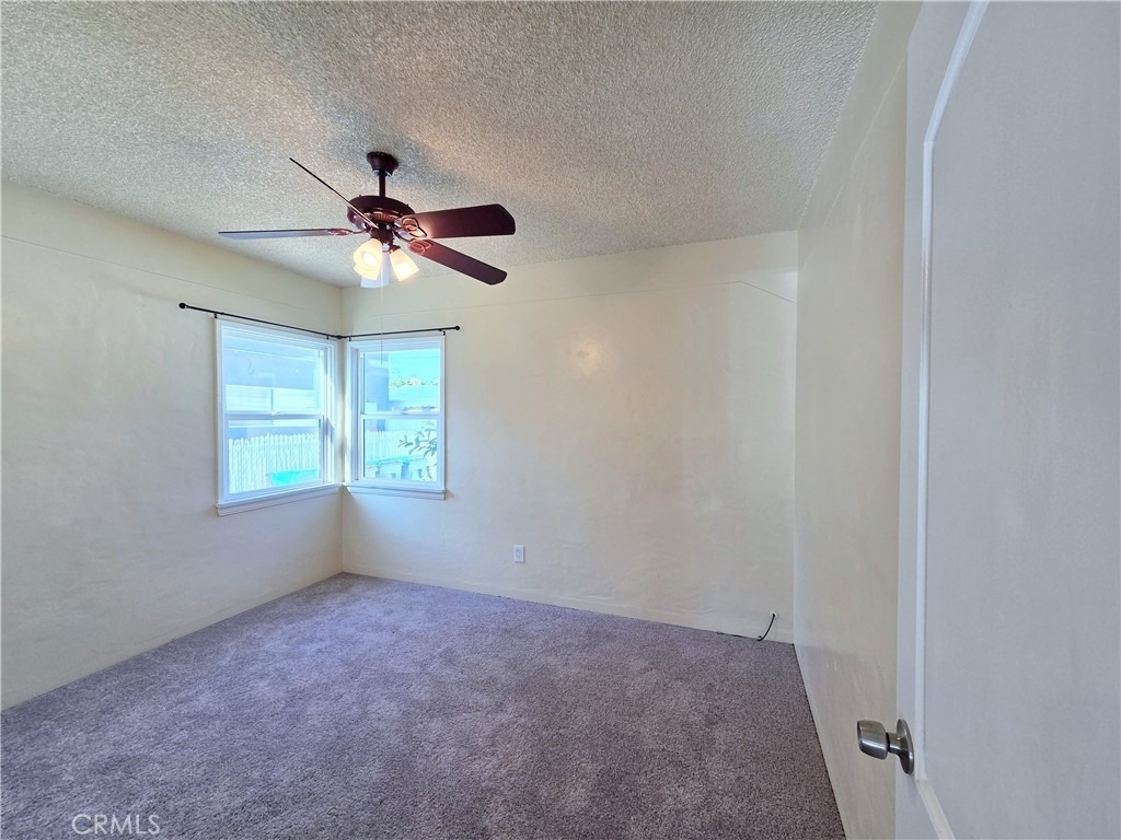 5589 Lemon Avenue - Photo 14