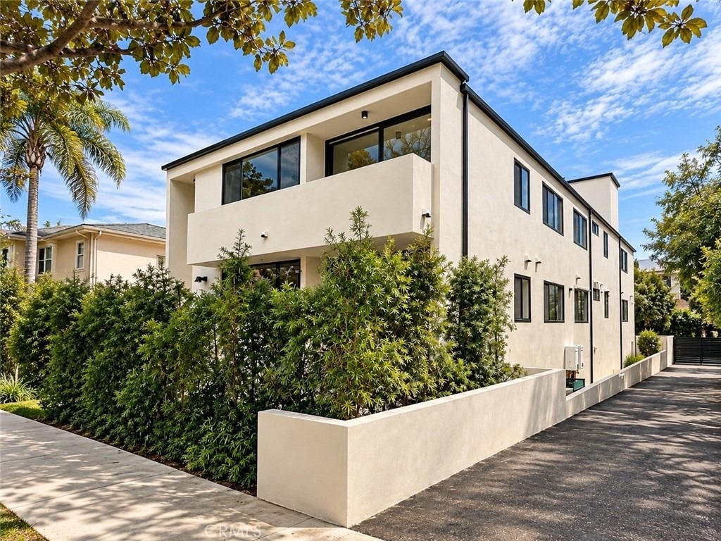 1540 S Beverly Drive - Photo 10