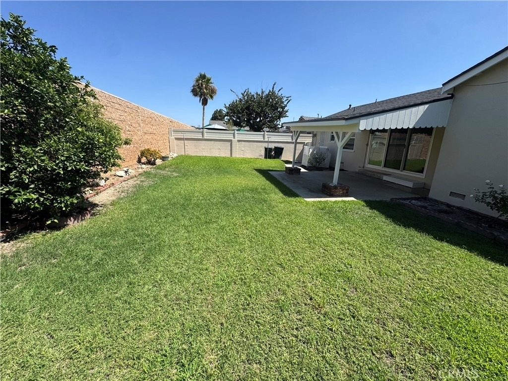 933 W Autumn Drive - Photo 23