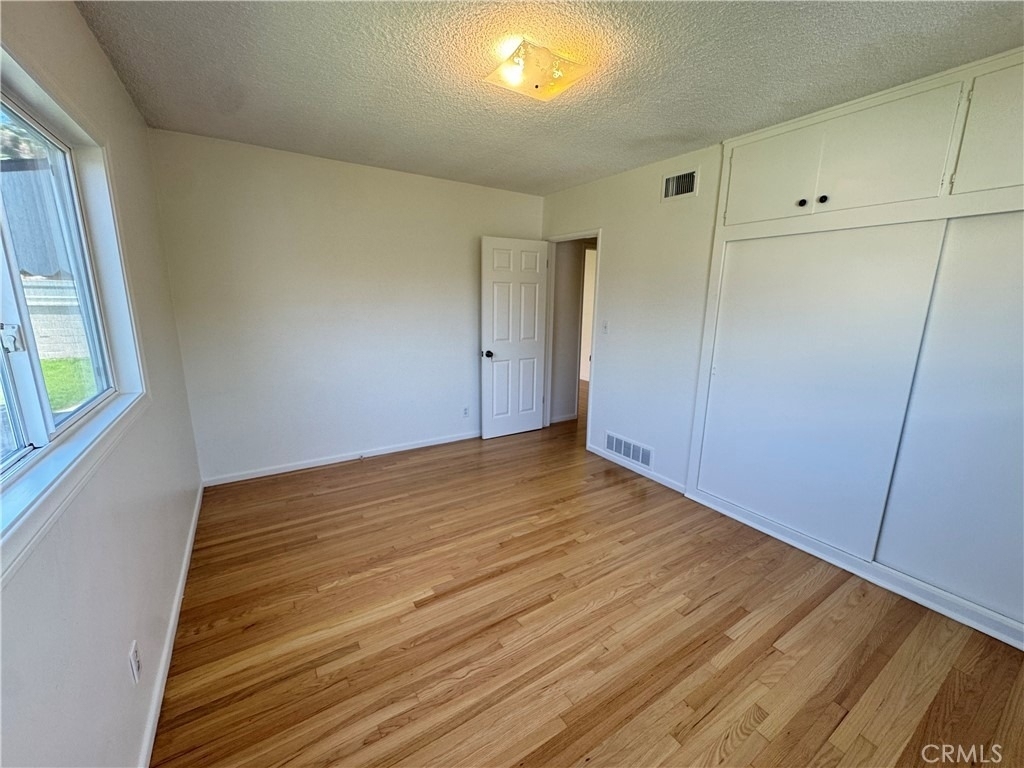 933 W Autumn Drive - Photo 9
