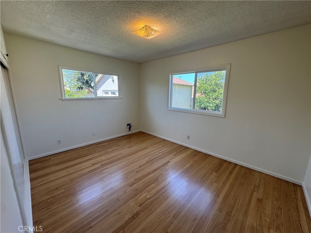 933 W Autumn Drive - Photo 8