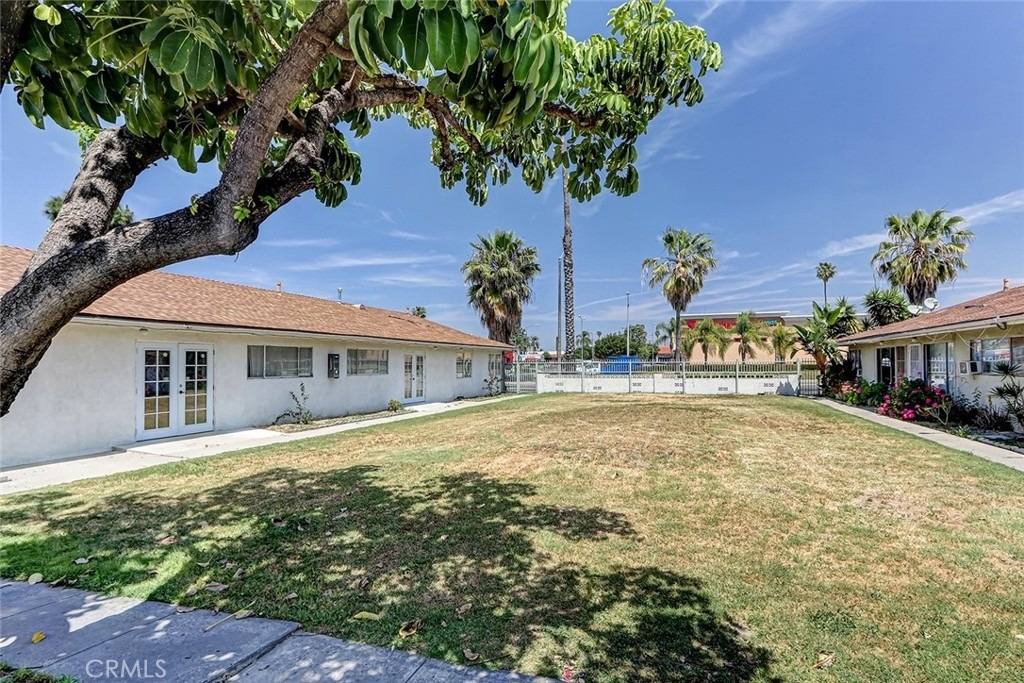 2018 E La Palma Avenue - Photo 2