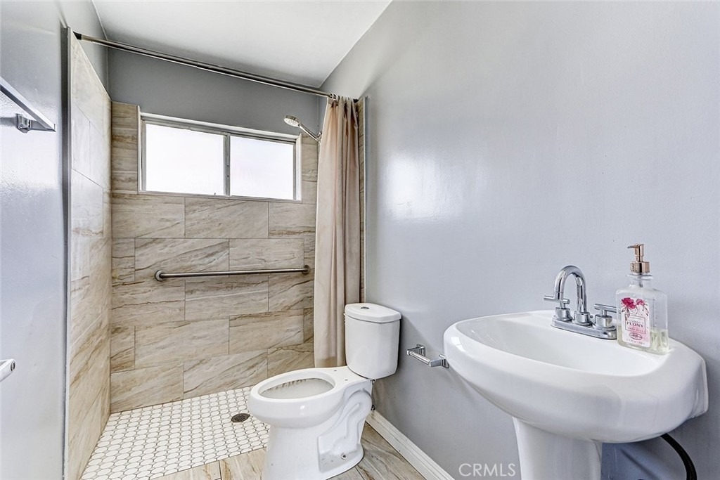 2018 E La Palma Avenue - Photo 18