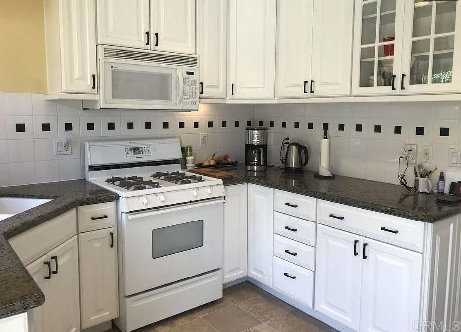 3645 Villa - Photo 5