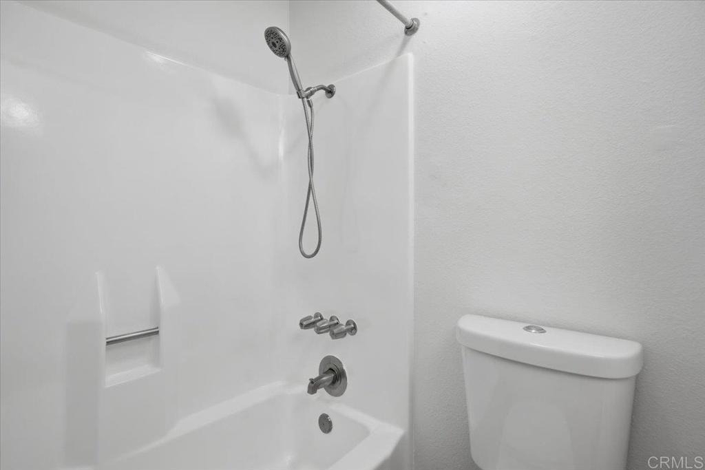 6859 Paris Way - Photo 16