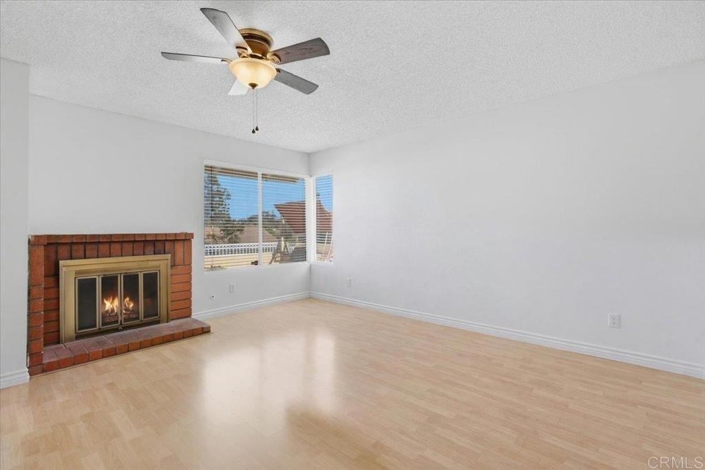 6859 Paris Way - Photo 8