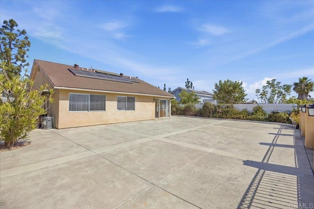 6859 Paris Way - Photo 22
