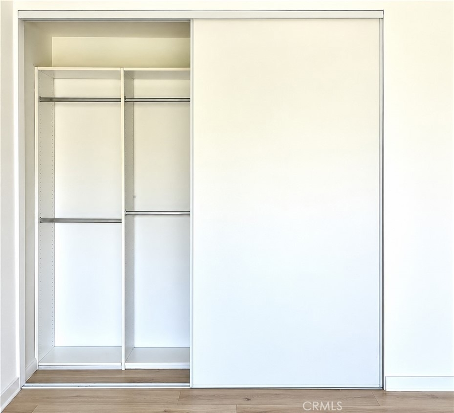 21821 Burbank Boulevard - Photo 30