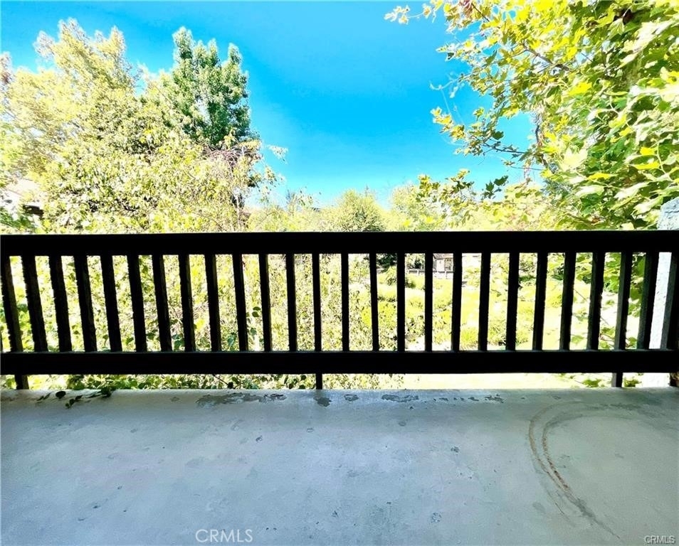 21821 Burbank Boulevard - Photo 24
