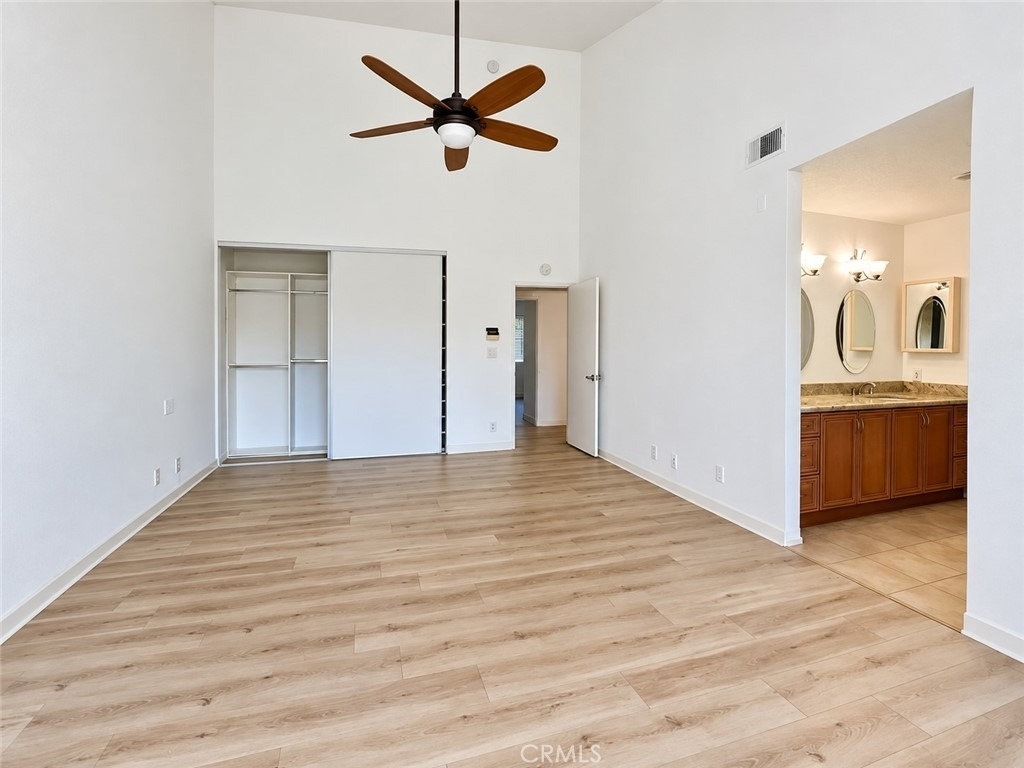 21821 Burbank Boulevard - Photo 22