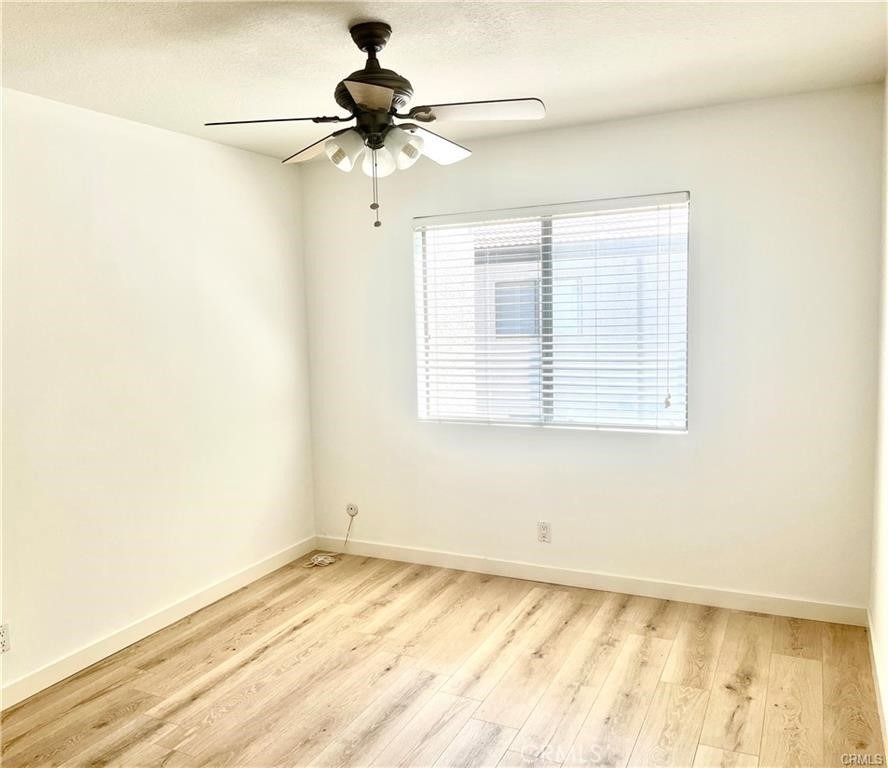 21821 Burbank Boulevard - Photo 21