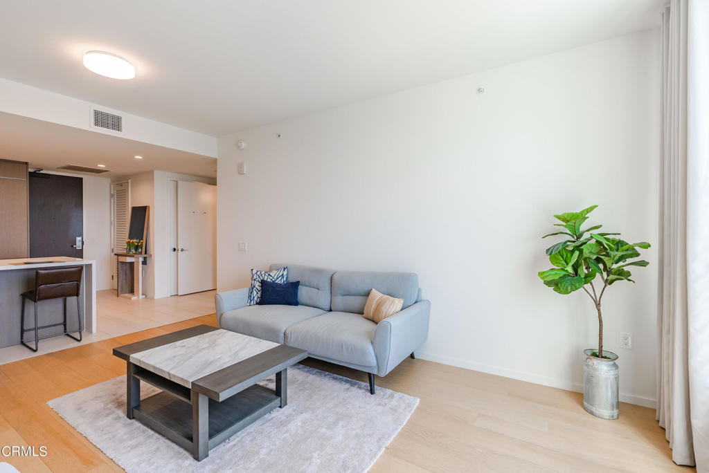 889 Francisco Street - Photo 24