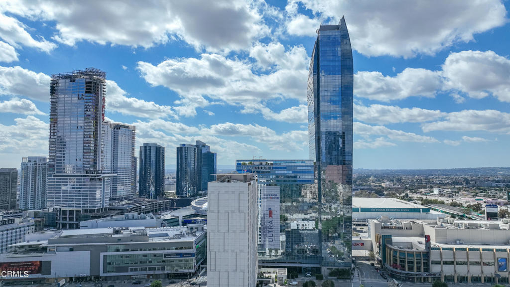 889 Francisco Street - Photo 66