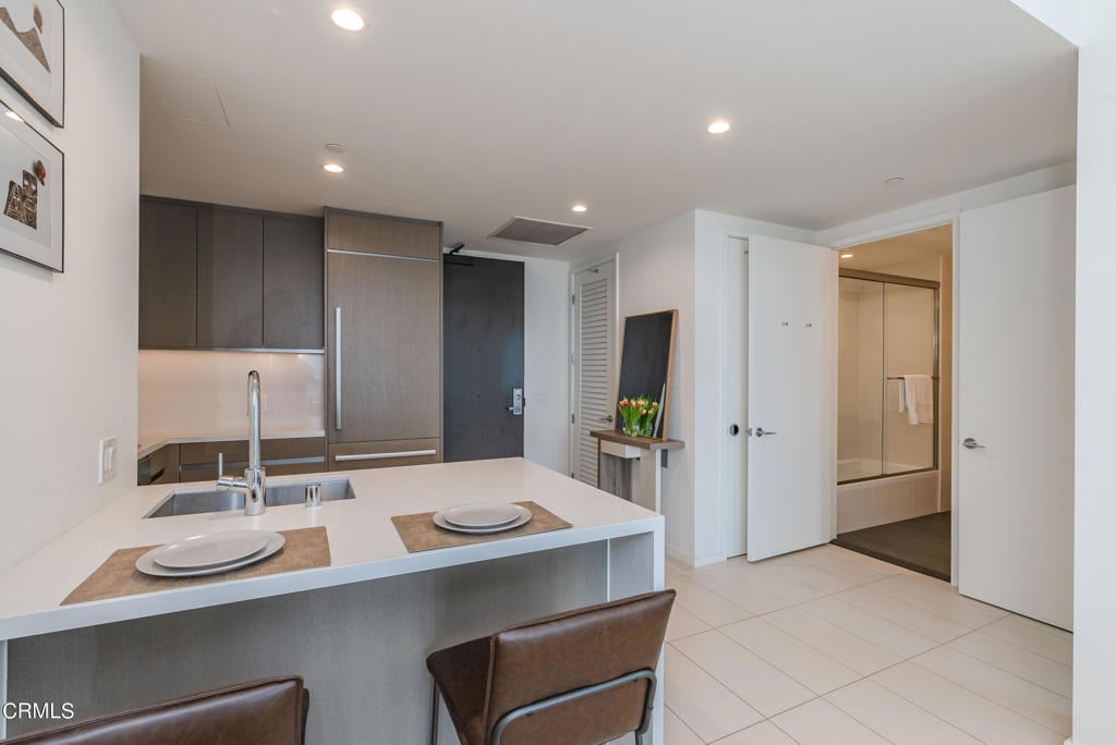 889 Francisco Street - Photo 12