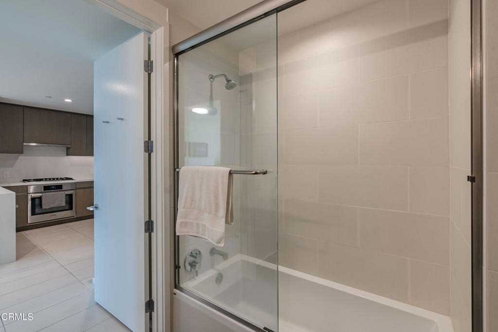 889 Francisco Street - Photo 26