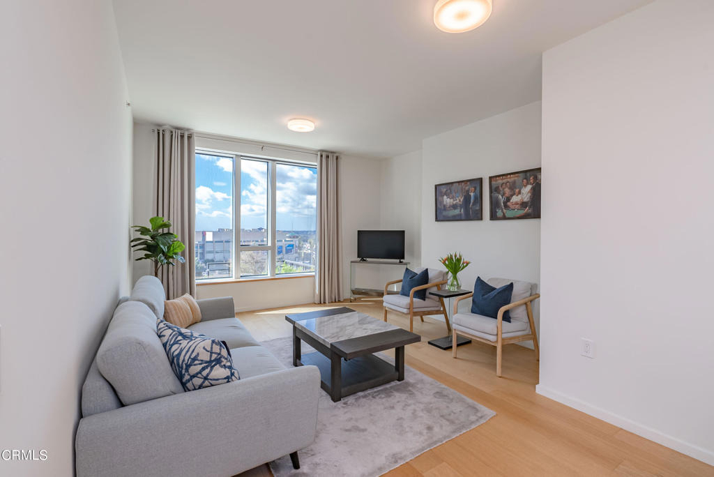 889 Francisco Street - Photo 21