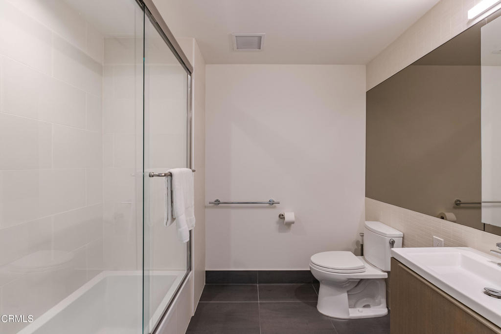 889 Francisco Street - Photo 27