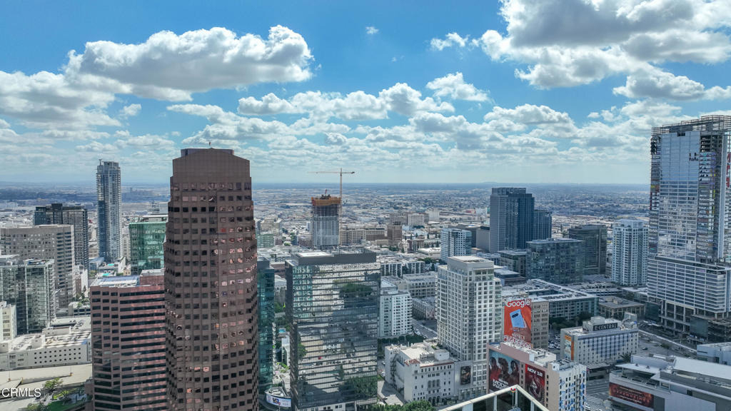 889 Francisco Street - Photo 65