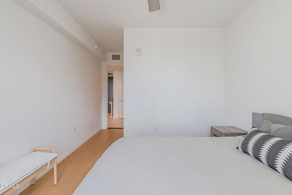 889 Francisco Street - Photo 35