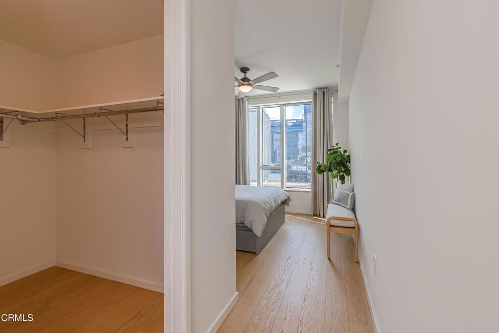 889 Francisco Street - Photo 33