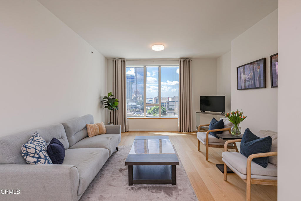 889 Francisco Street - Photo 22