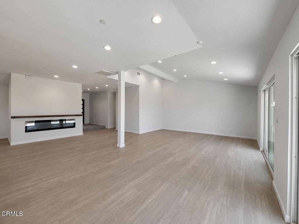 2230 Sherwood Place - Photo 12