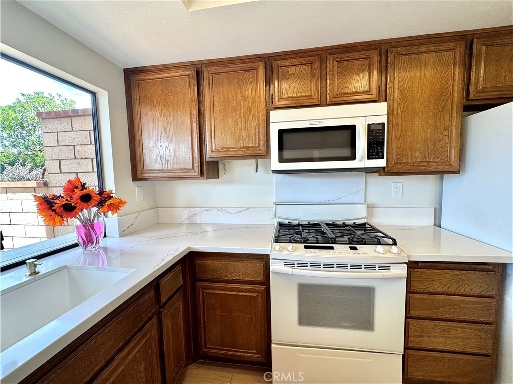 7756 Sailboat Circle - Photo 16