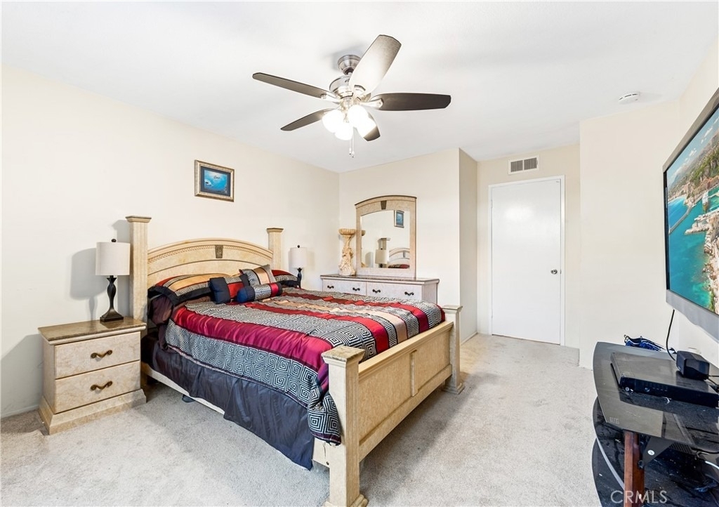 6600 Warner Avenue - Photo 22