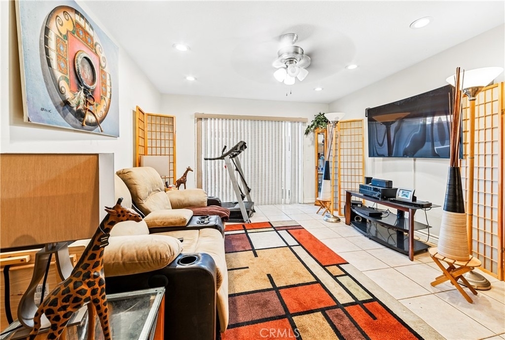 6600 Warner Avenue - Photo 7