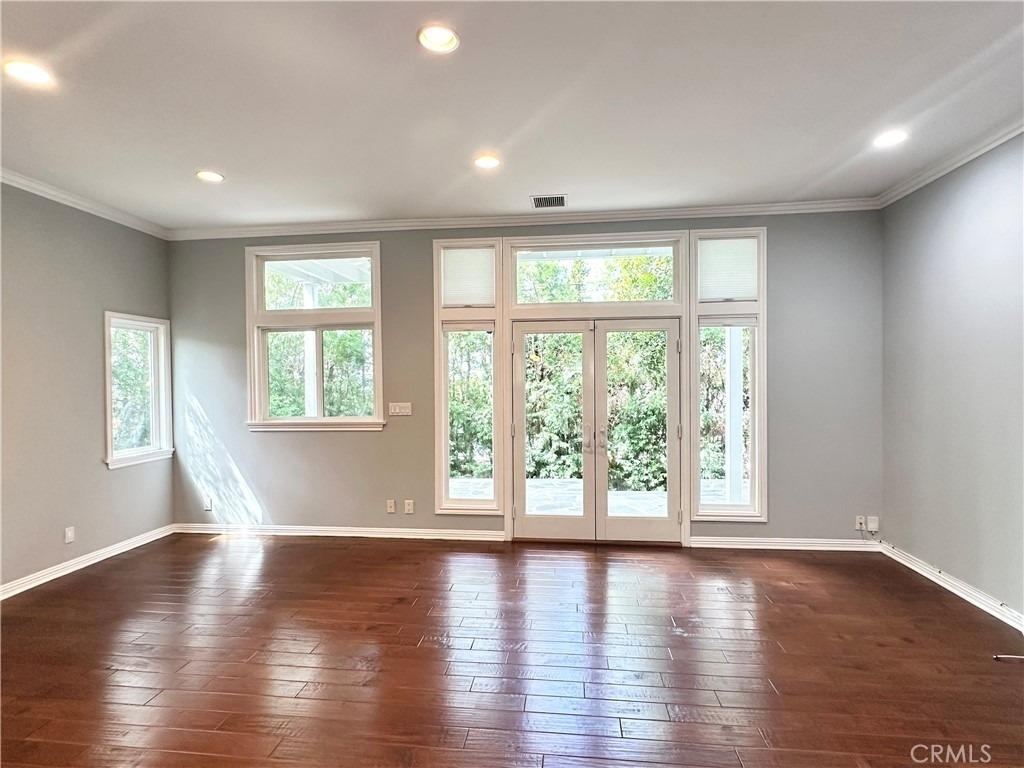 2649 N Parish - Photo 15