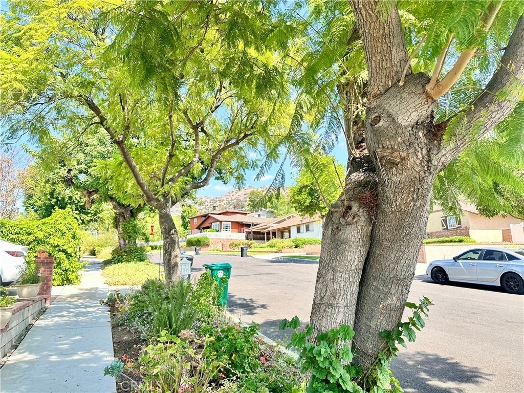 2649 N Parish - Photo 38