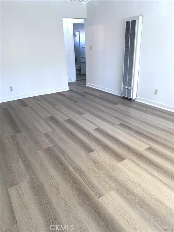 315 E 8th Street - Photo 2