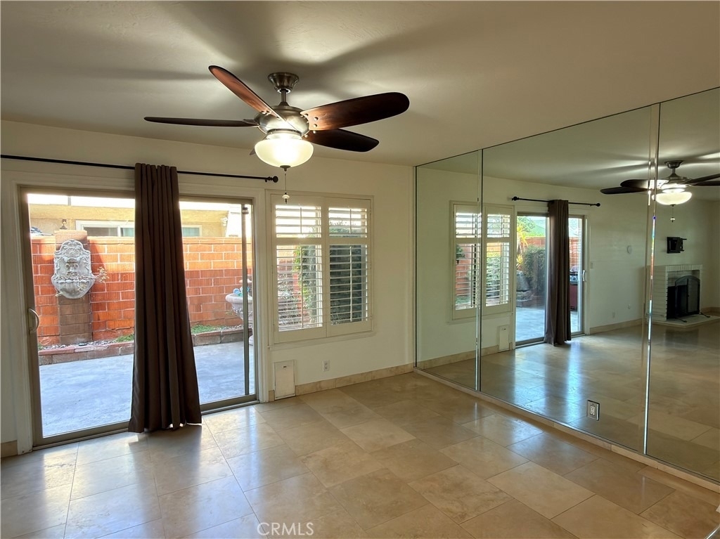 2072 S West - Photo 6