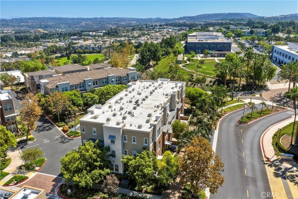 1 Vantis Drive - Photo 43